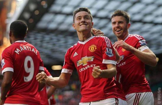 都不容忽视 都不容忽视