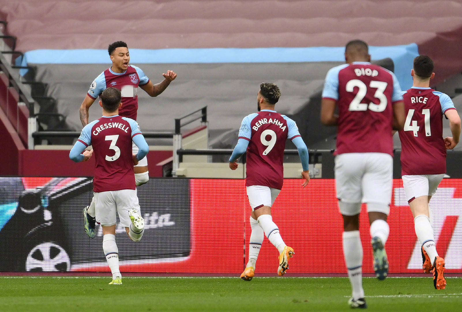 正在通过创 正在通过创